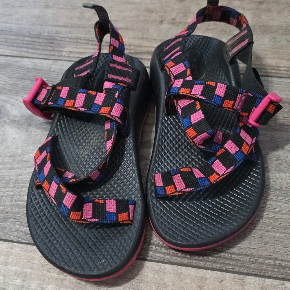 Chaco Z1 Ecotread kids' sandals in the Cubit Magent